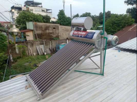 Kết cấu bên trong của máy nước nóng năng lượng mặt trời Đại Thành như thế nào?