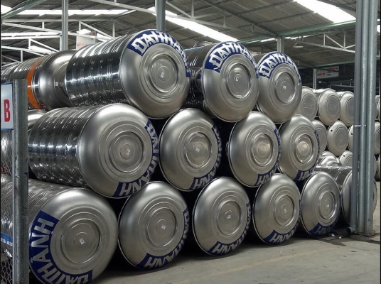 Tại sao bạn nên chọn mua bồn nước inox Đại Thành tại đại lý?